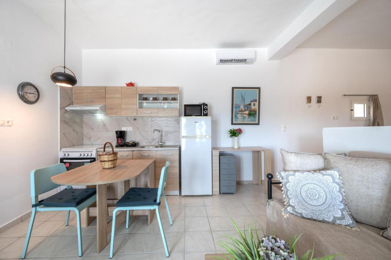 פלאקיאס Vrisidia Cottage - Nature, Seaview & Relax מראה חיצוני תמונה